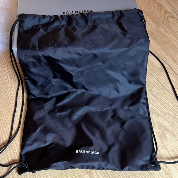 Balenciaga Speed Allover Logo Sneaker 2.0 Size 44 Sand/Soft Beige/Black - Picture 9 of 9